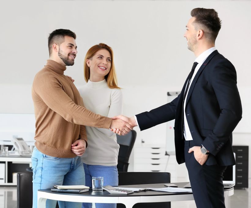 Los Angeles Contracts Lawyer Assists With Broken Contract Issues